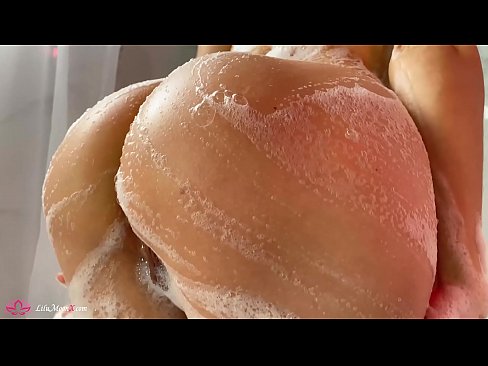 ❤️ Brunetė masturbuoja putytę su vibratoriumi iki intensyvaus orgazmo duše ❤❌ Anal video prie lt.tubsexer-porn.ru ﹏